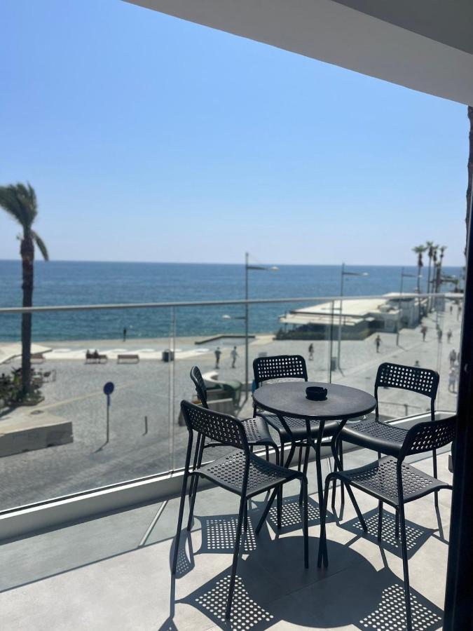 Sea La Vie #2 - Luxury Seaview Apartment بافوس المظهر الخارجي الصورة
