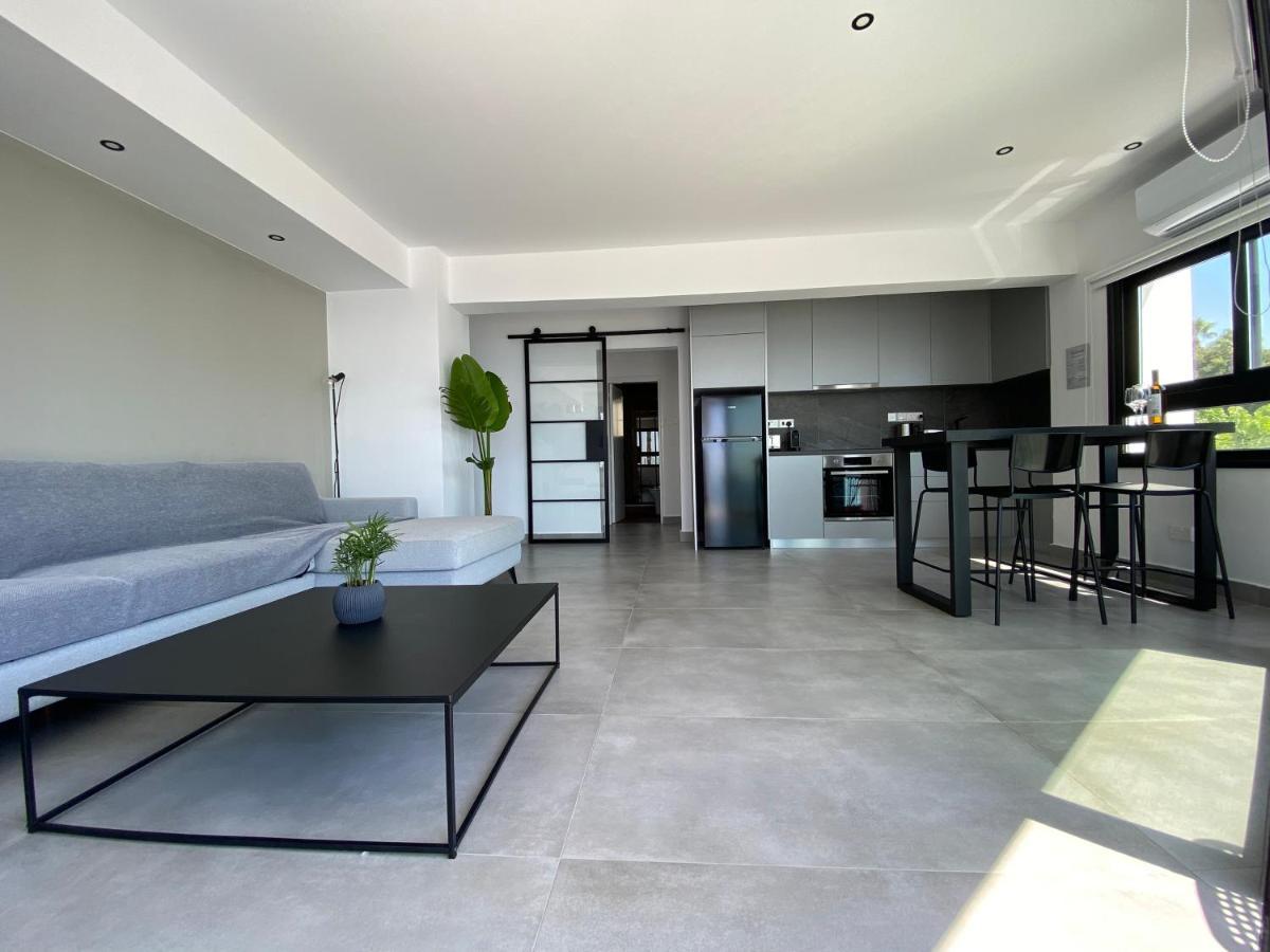 Sea La Vie #2 - Luxury Seaview Apartment بافوس المظهر الخارجي الصورة